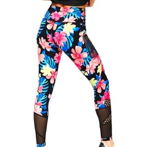 Victoria Secret Pink - Floral Multicolored active wear Leggings Size: S Women